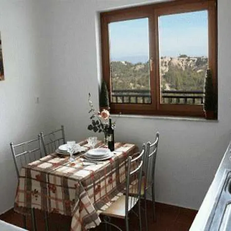 Helena Christina Aparthotel 3*