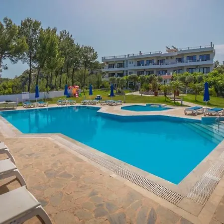 Aparthotel Helena Christina Asgourou